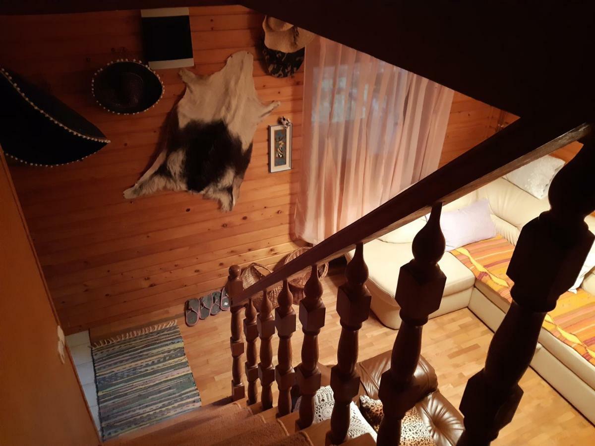 Mirkovec House Of The Red Poppyヴィラ エクステリア 写真